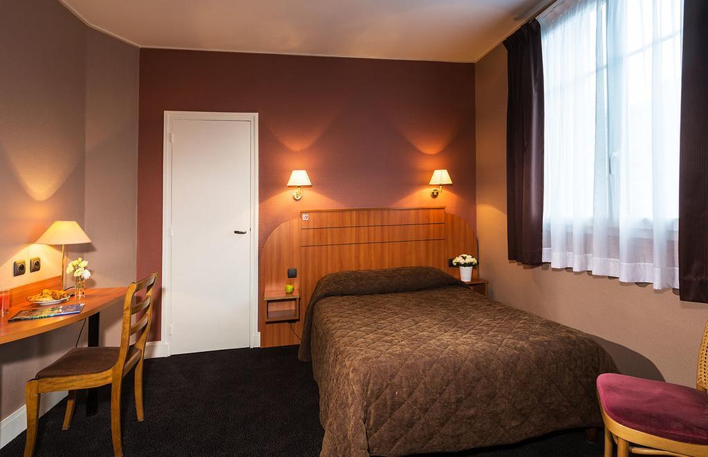 רואן Hotel Astrid מראה חיצוני תמונה