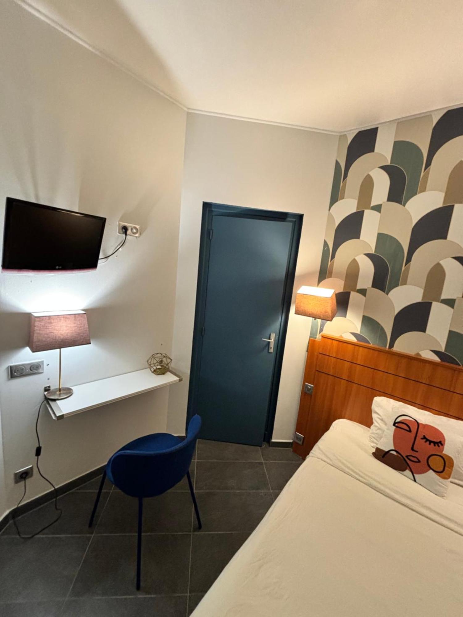 רואן Hotel Astrid מראה חיצוני תמונה