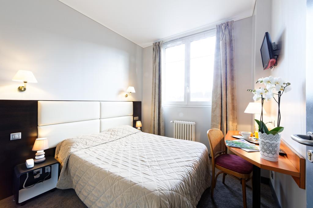 רואן Hotel Astrid מראה חיצוני תמונה